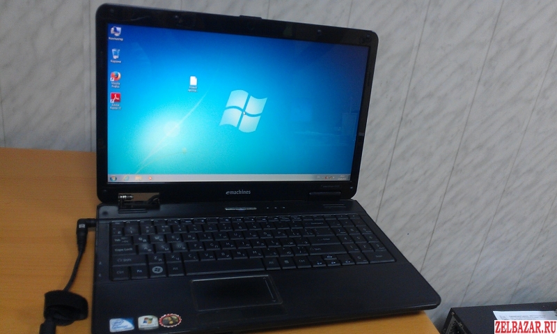 Купить Ноутбук Acer Emachines E525